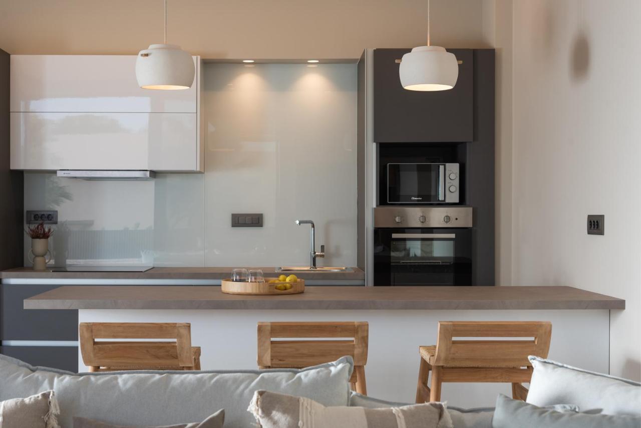 Athina Luxury Villa, With Pool & Walk To The Beach, By Thinkvilla Chania  Exterior photo
