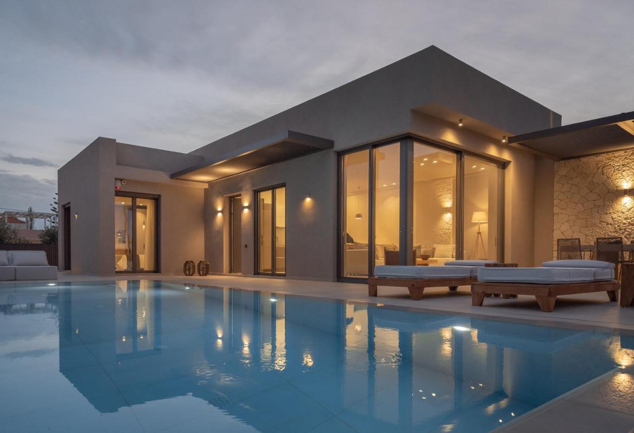Athina Luxury Villa, With Pool & Walk To The Beach, By Thinkvilla Chania  Exterior photo